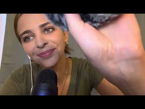 ASMR| Gum chewing—lots of mouth sounds, tacky sounds, and hand movements
