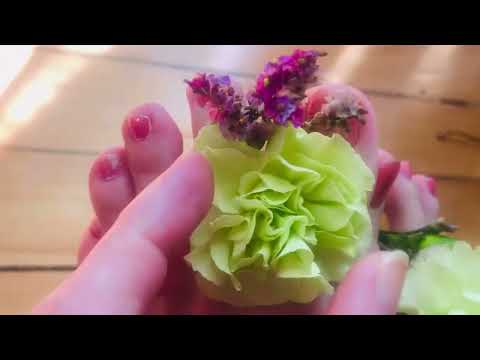 ASMR pretty Toes feet and flowers