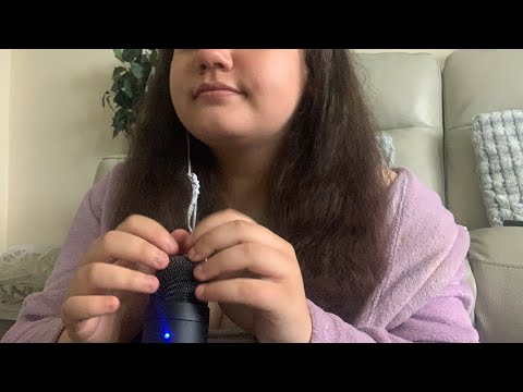 asmr light tapping on the microphone!!
