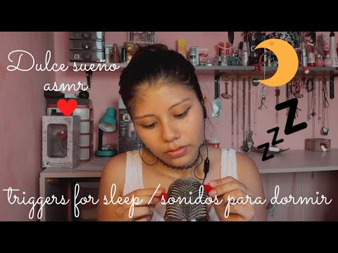 ASMR Español - Triggers for sleep / Sonidos para dormir/Blue Yeti (whispers, tapping, mouth sounds)