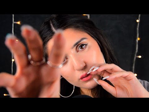 [ASMR] Hand Movements, Tongue clicking, Personal Attention (+whispering) ❤️