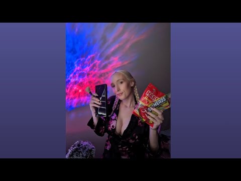 🍫ASMR Sleepover🌛🍿sharing snacks & doing your makeup💄💋🍬tingly visuals-eating sounds-whispers✨