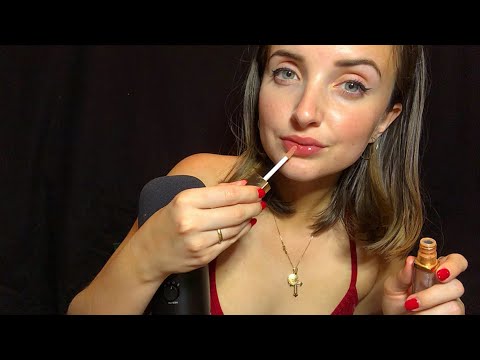 ASMR| GENTLE FACE BRUSHING WITH MOUTH SOUNDS