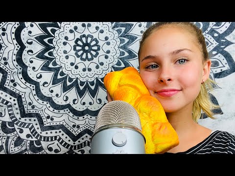 Asmr ~ Tapping on Squishies 🥖💗