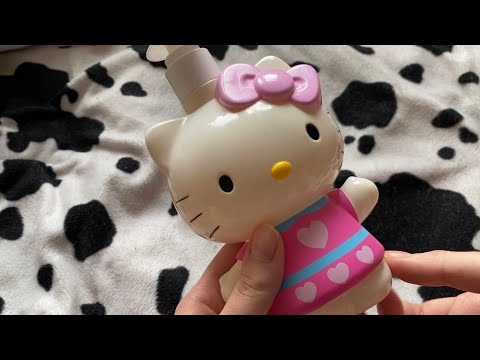 ASMR tapping Hello Kitty items