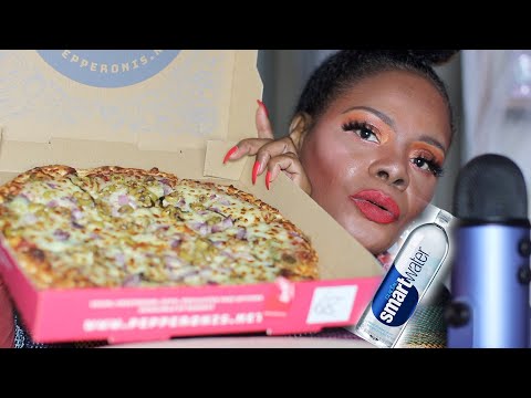 PEPPERONI'S PIZZA SPINACH/ONION/OLIVES ASMR EATING SOUNDS
