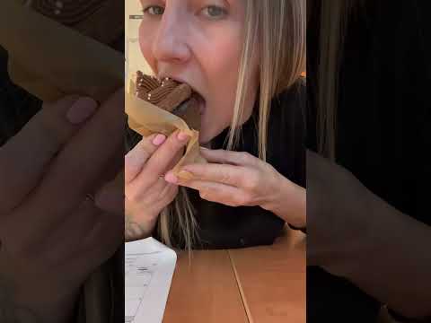 Is anyone else usually always disappointed when it comes to eating food? #cupcake #eatingASMR