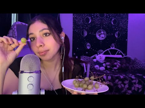 ASMR Eating Grapes 🍇 (mouth sounds)