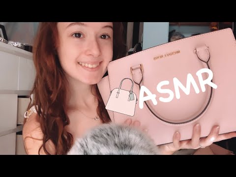 ASMR What’s In My Purse!👛