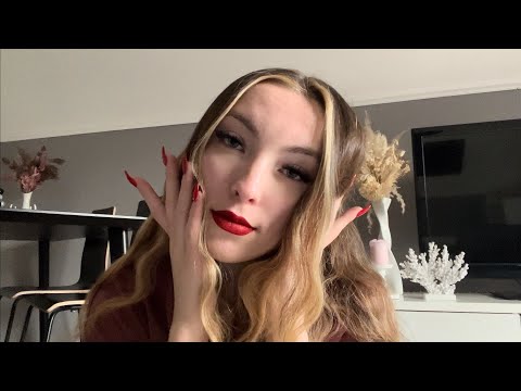 ASMR but only TRIGGERS I DON‘T LIKE 👎🏼 (mic scratching, skin scratching, 👄sounds)