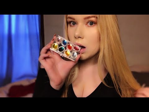 ASMR EATING EDIBLE JEWELRY *ODDLY SATISFYING CRUNCHY SOUNDS*