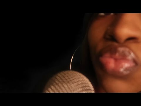 ASMR KISSING YOU 💋 (Personal Attention, Close Kisses, Lipgloss, Mouth/Kissing Sounds, Hand Movement)