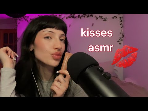 ASMR (fr)♡ kisses, mouth sounds, rain *extra relaxing*