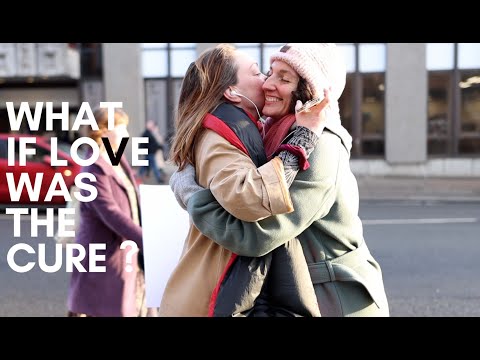 Saying "I LOVE YOU" to STRANGERS In The Street