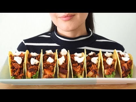 ASMR Eating Sounds: Crunchy Tacos (No Talking)