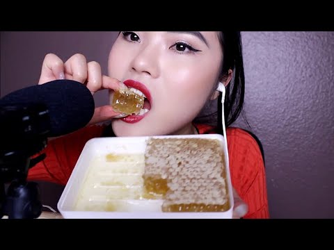 ASMR - Sticky Honeycomb Eating (Mouthsounds)