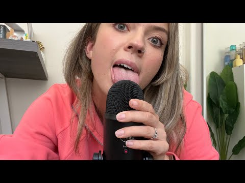 ASMR| MAKING THE WETTEST MOUTH SOUNDS I CAN