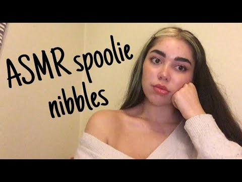 ASMR Spoolie Nibbling and Mic Licking | Lo-Fi
