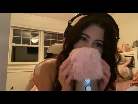 Odd girl tries ASMR experimental mic triggers! Super sensitive! Gripping, Scratching, Tapping etc