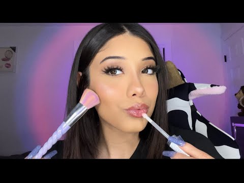 ASMR| My everyday makeup routine💄 (Whispers, tapping, mouth sounds..)