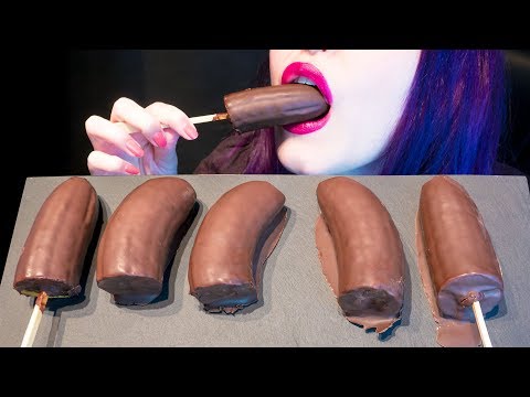 ASMR: Super Gooey Chocolate-Covered Bananas on a Stick 🍌🍫 ~ Relaxing Eating Sounds [No Talking|V] 😻