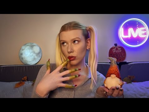 🎃ASMR Chaotic and WEIRD Spooky Triggers🧙🏼 nibbling, tapping, scratching, chewing