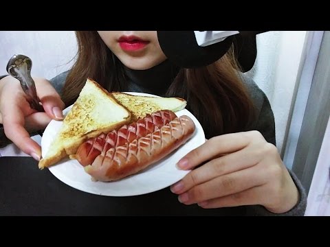 한국어 ASMR: Sausages 소세지 토스트 이팅사운드 브런치 Toast, Pork, Brunch, Eating sounds ソーセージ mukbang Korean Talking