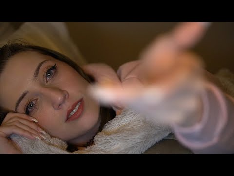 ASMR Staying with you until you fall asleep, Face Tracing, Humming