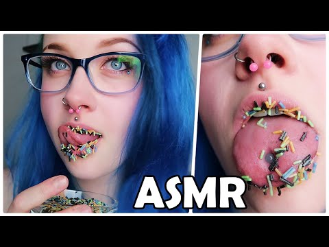 ASMR Mrs Claus Has Sprinkle Lips [Crunchy Sounds, Lip Licking] 😋💚🧡🖤