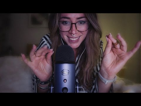 ASMR mouth sounds, tapping, scratching.. 😴