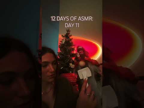 ASMR HAIR BRUSHING ~ 12 DAYS OF CHRISTMAS 💚 {day 11} #asmr #christmas #asmrshortsR