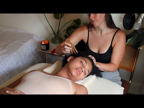 ASMR real person tingly head scratches, massage & skin tracing (whispers)