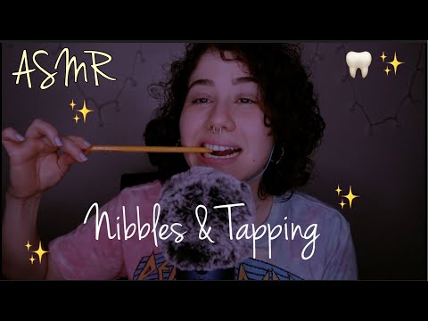 ASMR Pencil chewing ✏️ & Teeth Tapping