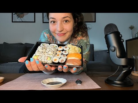 Türkçe ASMR Mukbang | 20 dakika boyunca sushi yiyemiyorum 🍱🍛 (bolca da sohbet var)
