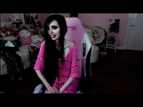 Eugenia Cooney breaks down during her stream