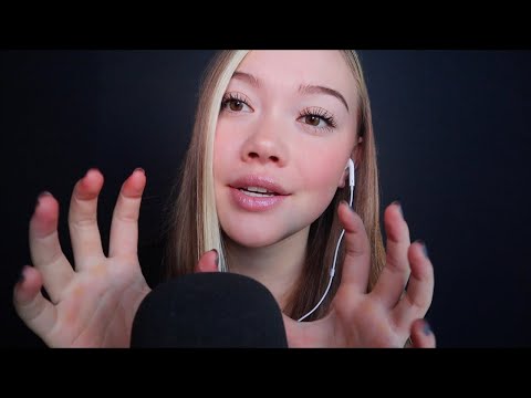 ASMR| MOUTH SOUNDS WITH SCRATCHES + FINGER FLUTTERS