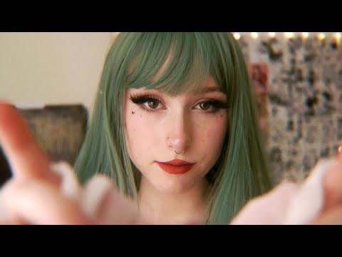 ASMR | ear to ear triggers, positive affirmations, kisses, tongue clicking ♡