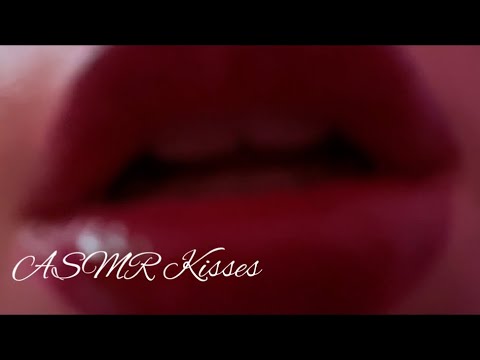 ASMR Close Up Kisses 💋