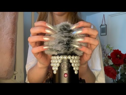 ASMR ✨ fluffy mic scratching with long sharp nails  ✨ simulated scalp massage 💤 sleepy triggers