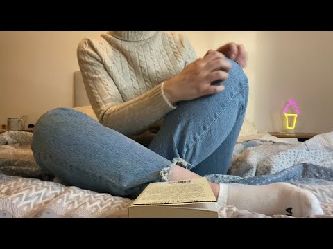 ASMR multiple triggers: fabric scratching, tapping, skin triggers, candy sounds, book sounds ✨🍭🍬📚