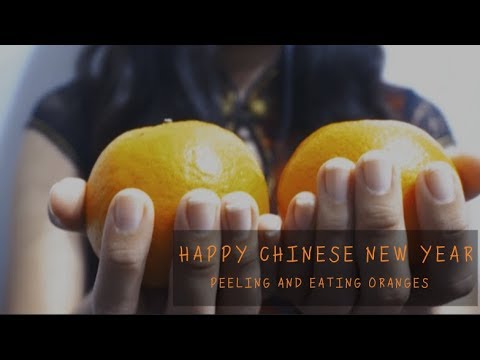 [ASMR 4K] Peeling and Eating Oranges (Happy Chinese New Year!)