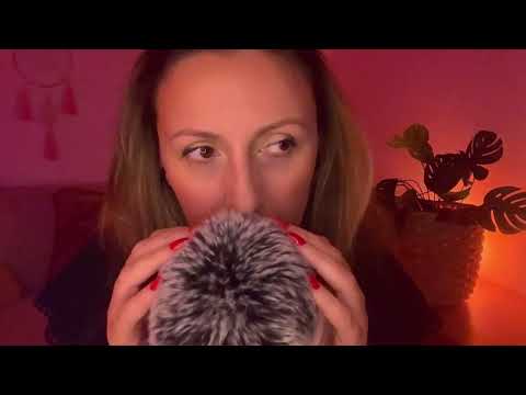 Dolce ASMR per aiutarti a dormire ✨ mouth sounds • face touching • mic scratching