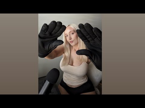 🎧 ASMR Glove Puppets 🧤 ✨Requested✨ mouth sounds, "chomp chomp"🧤