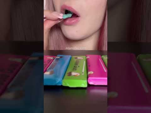mouth ASMR chewing bubble gum & blowing bubbles 💚💙💗 #chewingsounds #chewing #chewinggum