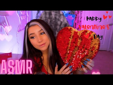 ASMR| Valentines Day!  ❤️ (Scratching, tapping, crinkles...)