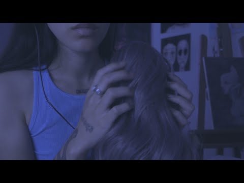 1 minute ASMR ♥ giving you a head massage (+scratching)