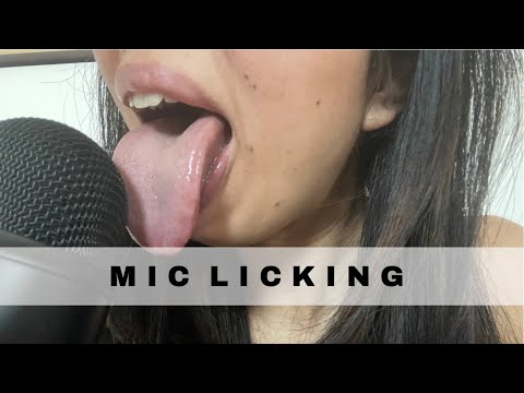 ASMR Mic licking | mouth sounds (no talking)