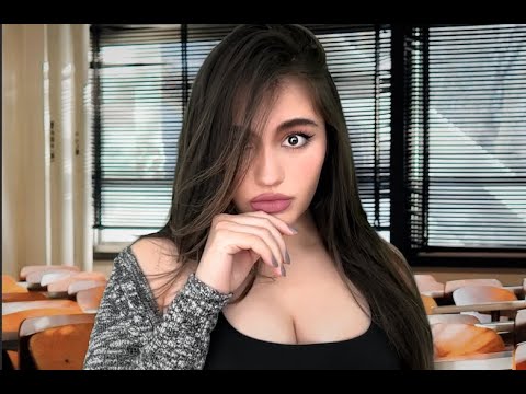 ASMR| Shy New Girl Opens Up To You In Spanish Class 🥺  👉👈