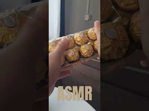 ASMR FERRERO ROCHER #chocolate #asmrtriggers #asmrunboxing