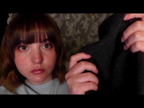 ASMR 💤❄️ Wrapping you in warm winter clothes ❄️💤 Fabric sounds and whispering